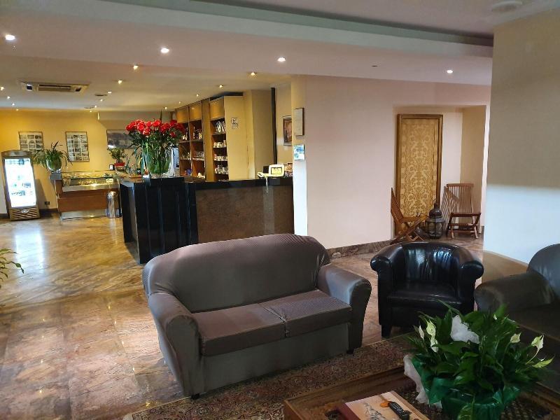 Hotel Ristorante La Campagnola カッシーノ エクステリア 写真
