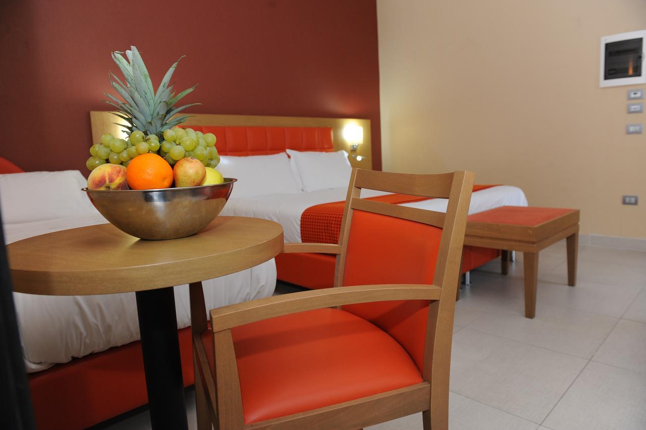 Hotel Ristorante La Campagnola カッシーノ エクステリア 写真