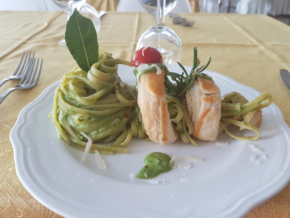 Hotel Ristorante La Campagnola カッシーノ エクステリア 写真