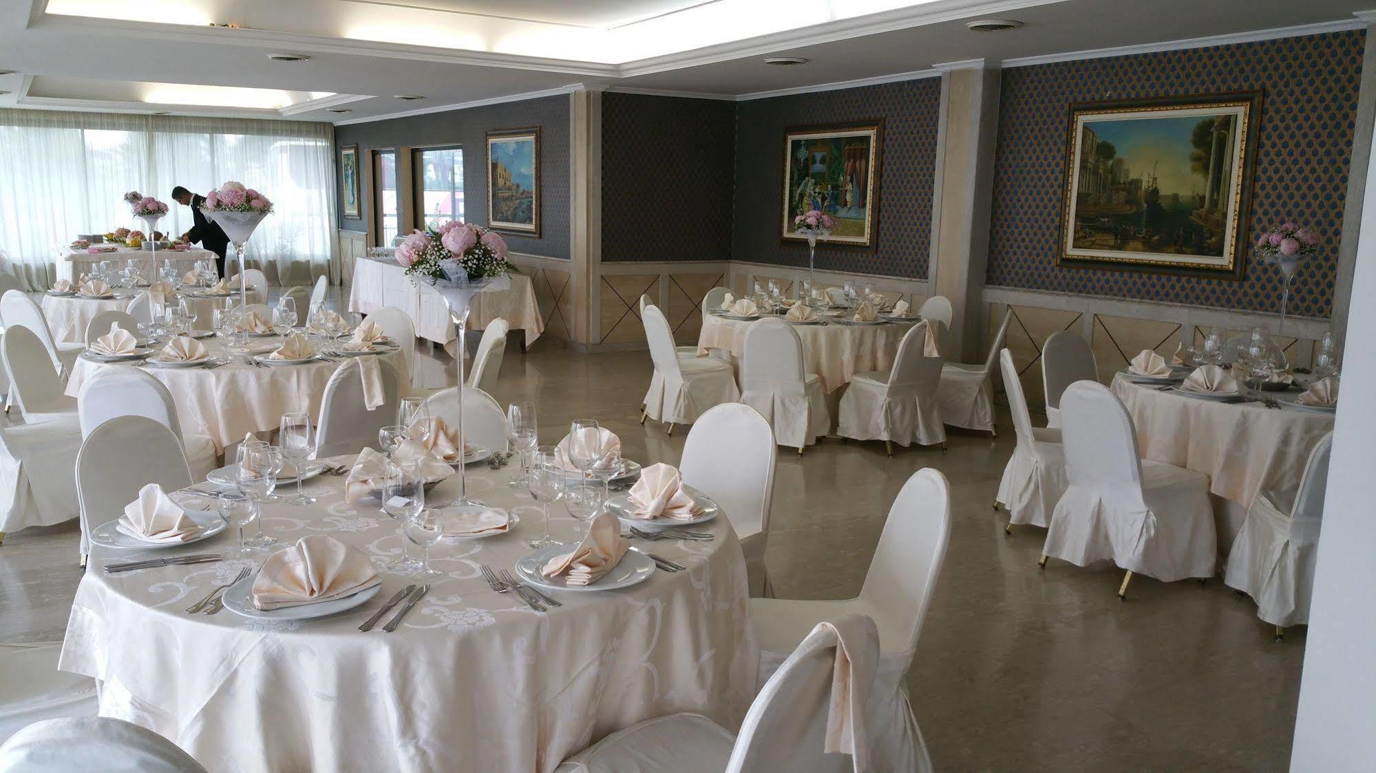 Hotel Ristorante La Campagnola カッシーノ エクステリア 写真