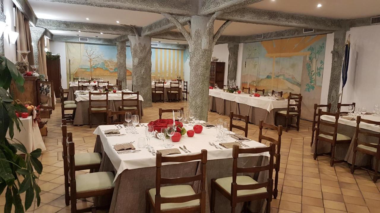 Hotel Ristorante La Campagnola カッシーノ エクステリア 写真