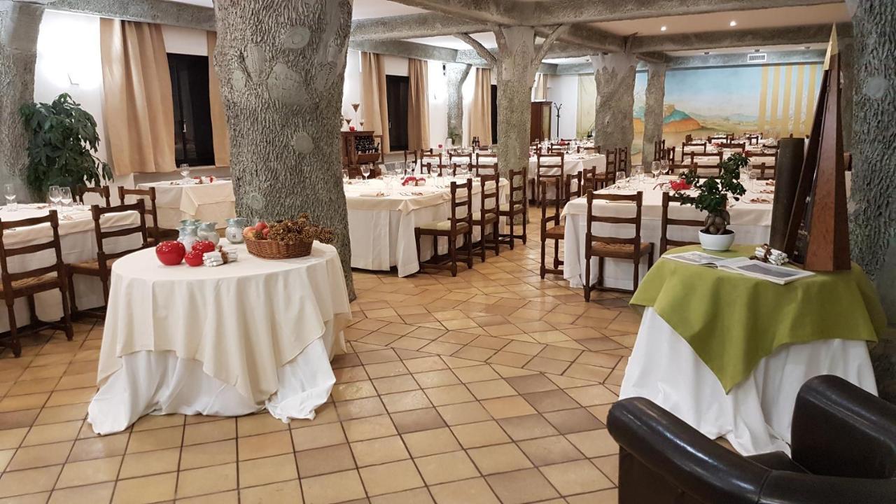 Hotel Ristorante La Campagnola カッシーノ エクステリア 写真